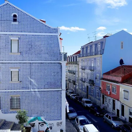 Apartment Mouraria Lovers Cozy Bright Lisbon